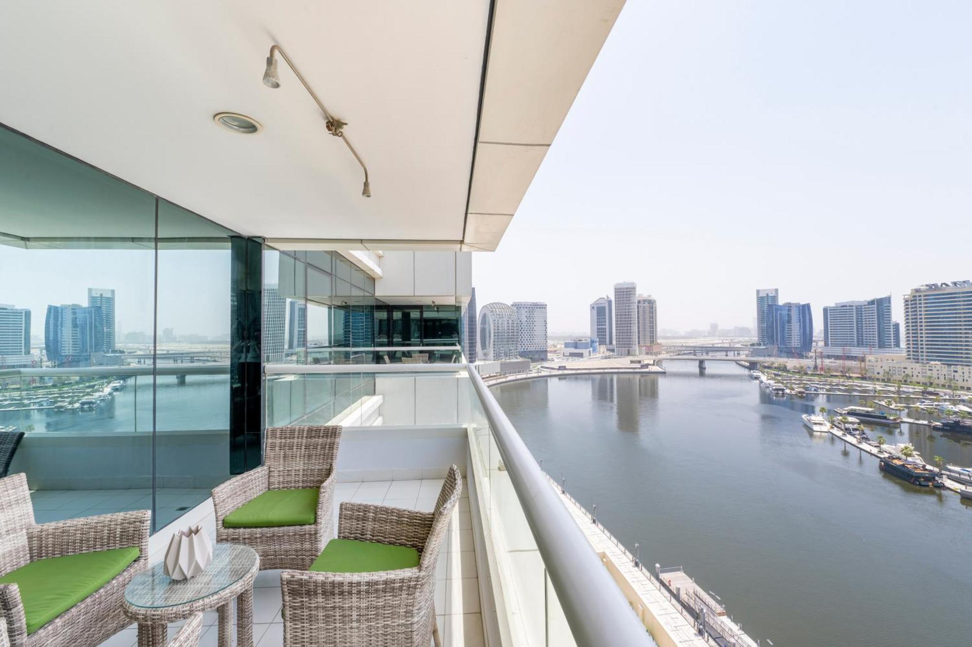 Damac Canal Views Residences ดูไบ ภายนอก รูปภาพ